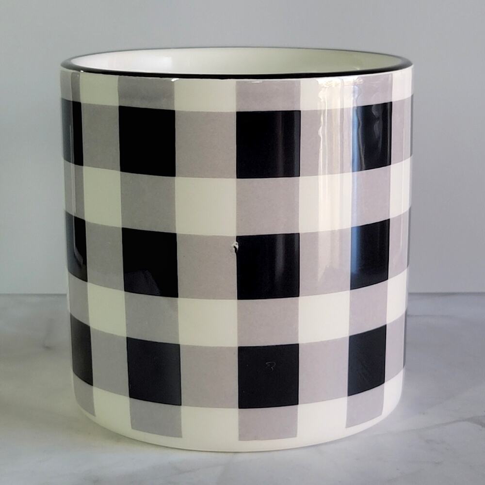 ROBERT STANLEY Black & White Buffalo Plaid Large Ceramic Coffee Mug Farmhouse - Picture 3 of 11